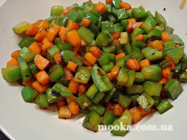 Паэлья ( скромный бюджетный вариант)