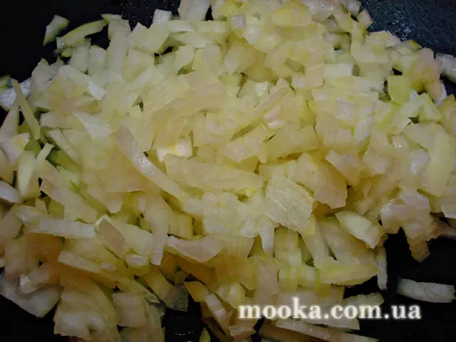 Паэлья ( скромный бюджетный вариант)