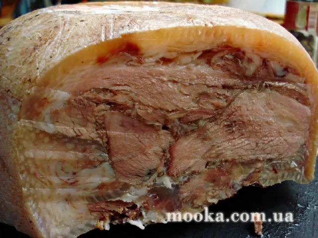 Рулька прессованная в скороварке (мультиварке)
