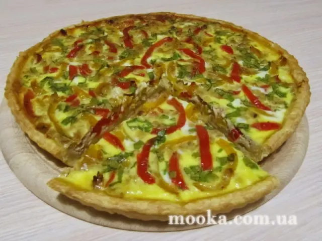 Киш с тунцом и перцем