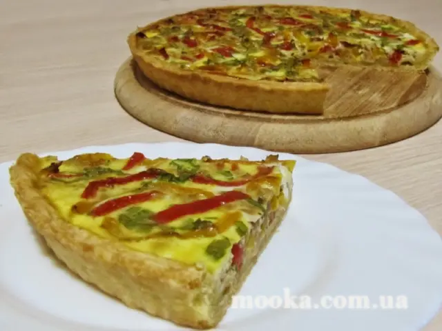 Киш с тунцом и перцем