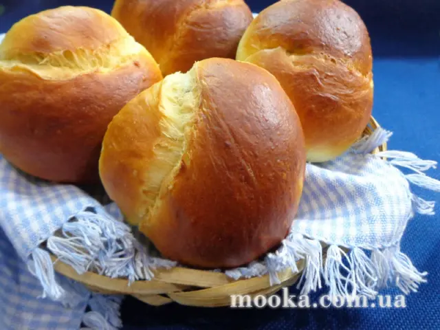 Булочки-кексы с изюмом к завтраку