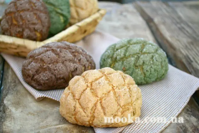 Булочки дынные Melon Pan