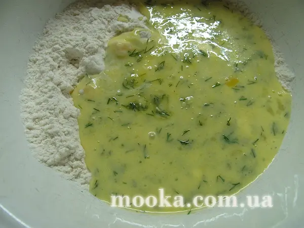 Маффины закусочные с сыром и чесноком