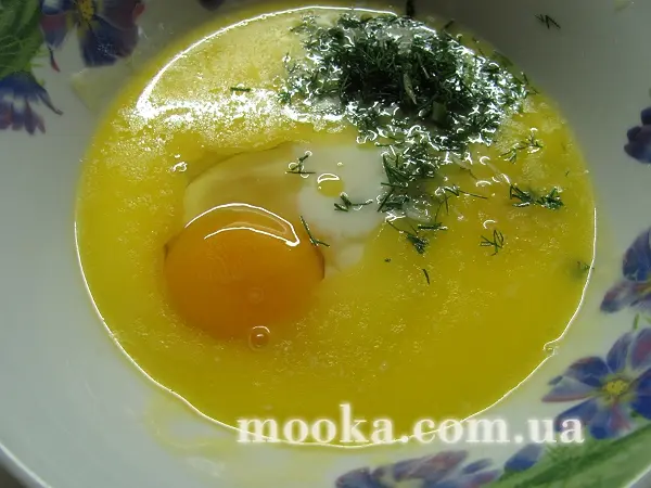 Маффины закусочные с сыром и чесноком