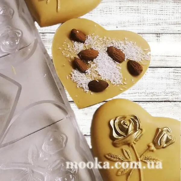 Шоколад белый карамелизированный