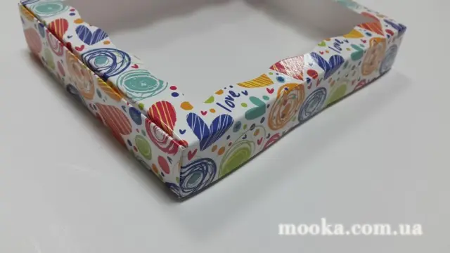 Коробки и упаковка для кондитерских изделий