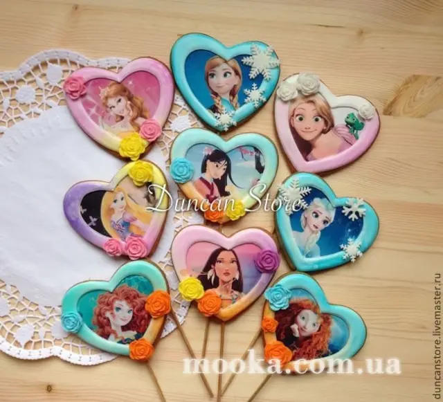 Наши торты, украшенные вафельными картинками