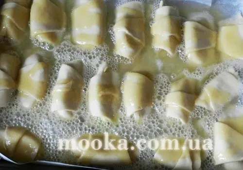 Слойки с яблоками и спрайтом