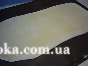 Скроллы с чабером, паприкой и чесноком