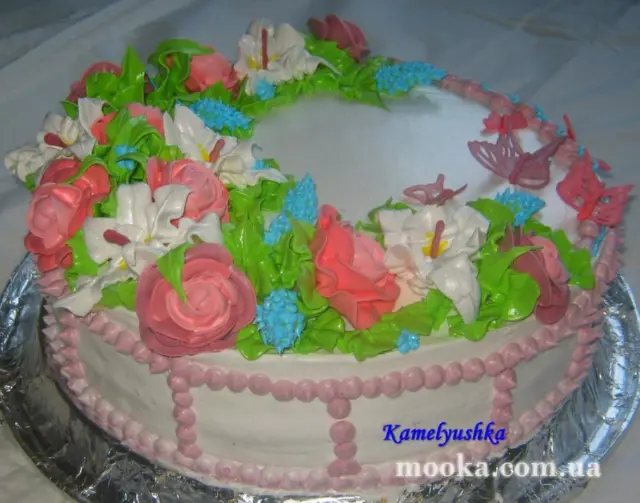 Наши торты, украшенные кремом