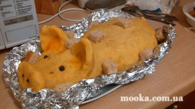 Поросенок картофельный, фаршированный грибами