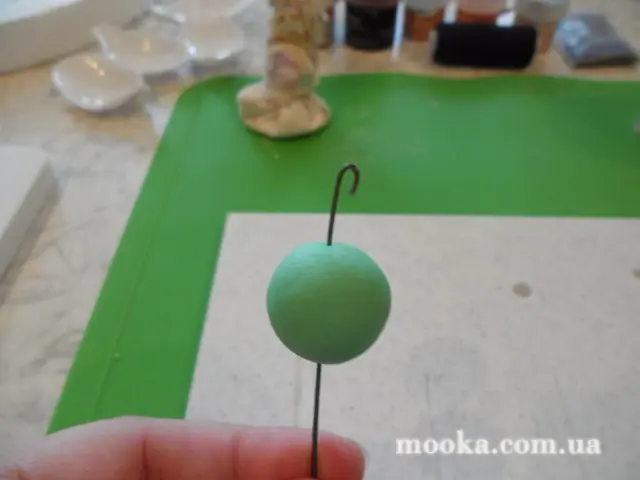 Мак с сахарной мастики