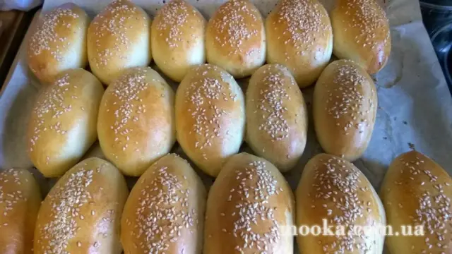 Пирожки с курицей и рисом