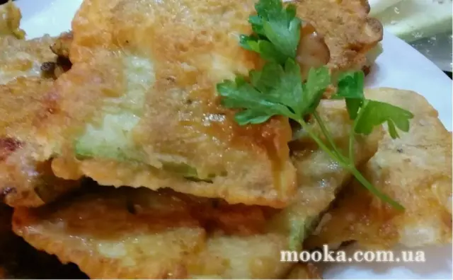 Кабачки в кляре
