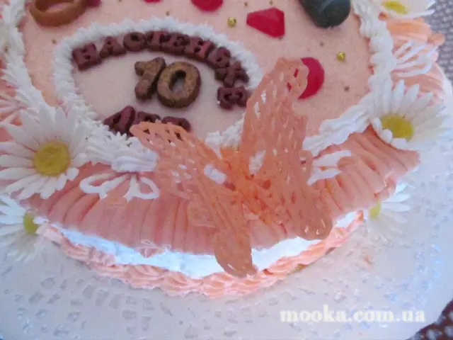 Наши торты, украшенные кремом
