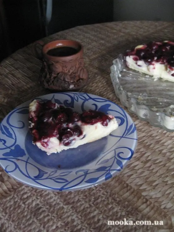Тарт вишневый с заварным кремом