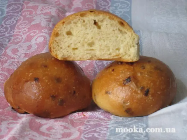 Булочки с карамелизированым луком