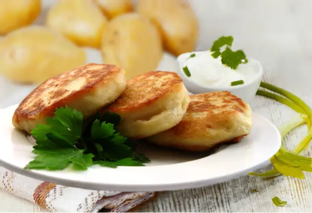 Картопляники без начинки (Картофельники без начинки)