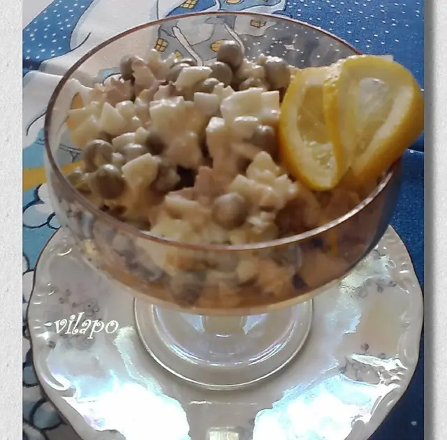 Салат "Садко"(с печенью трески и мясом криля)