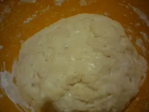 Булочки с маком и вяленой вишней