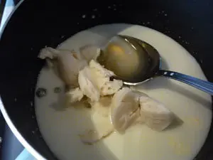 Булочки с маком и вяленой вишней