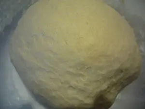 Булочки с маком и вяленой вишней