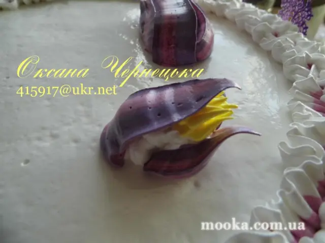 Тюльпаны из крема