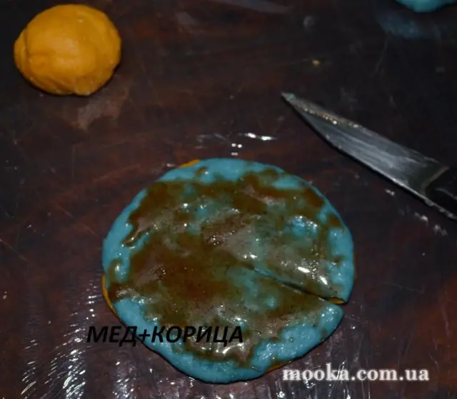 Булочки "Патриотические " из цветной муки Еcomeal