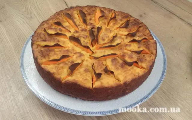 Запеканка творожная с тыквой и яблоками