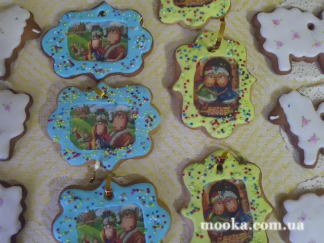 Украшаем пряники и печенье