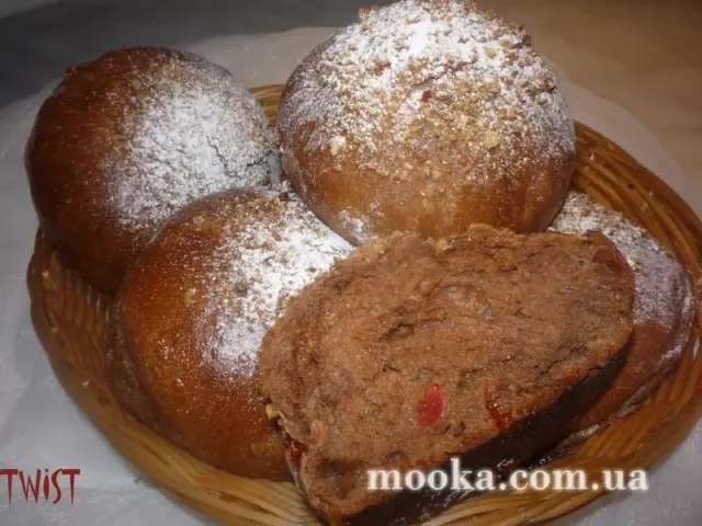 Булочки шоколадные с "пьяной" вишней