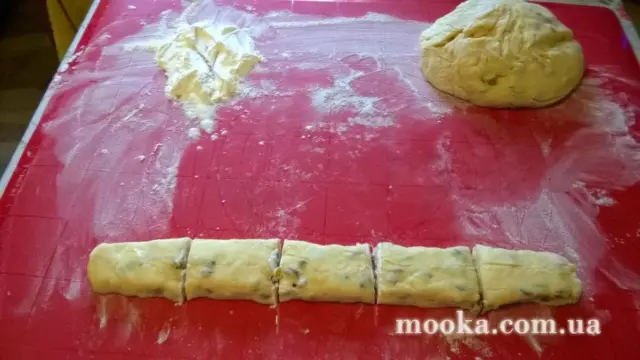 Печенье "Полено с изюмом"