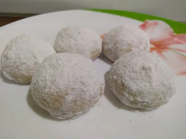 Різдв'яне мигдальне  печиво "Кураб'єдес"