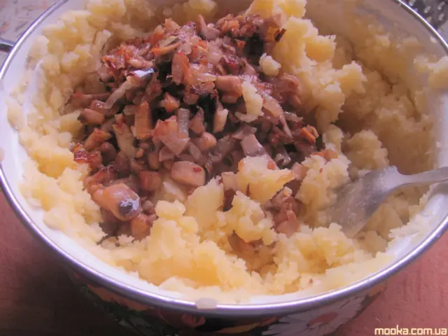 Блины постные на овсяном молоке с картофелем и грибами