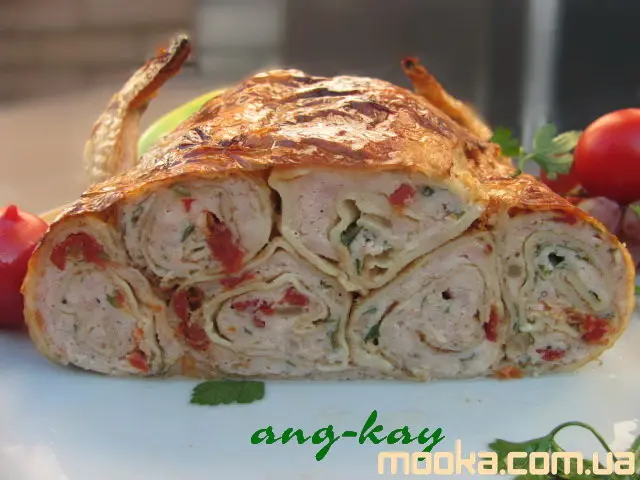 Курица фаршированная блинами