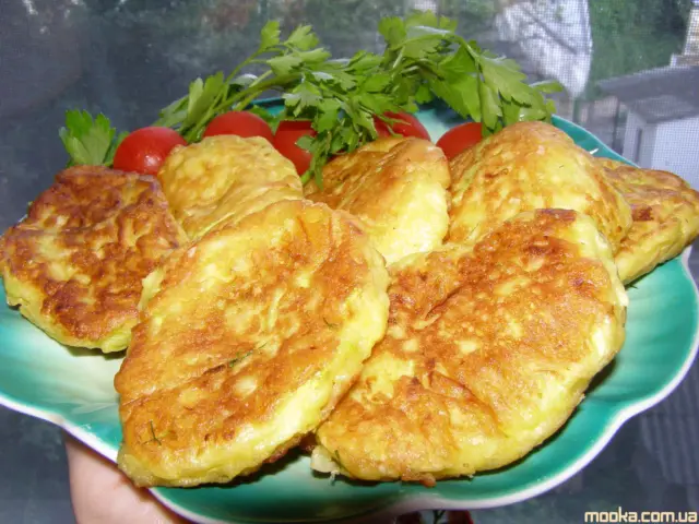 Оладьи кабачковые дрожжевые