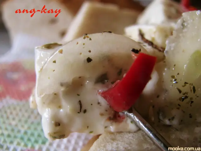 Брынза домашняя маринованная