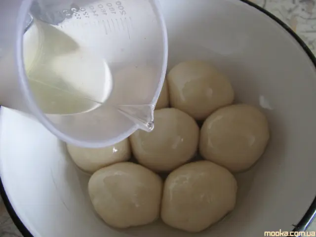 Роти тай (блинчики с бананом и яйцом)