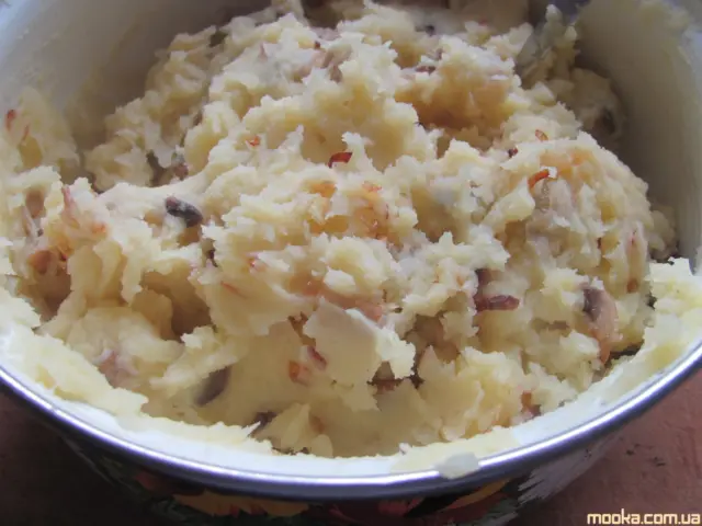 Блины постные на овсяном молоке с картофелем и грибами