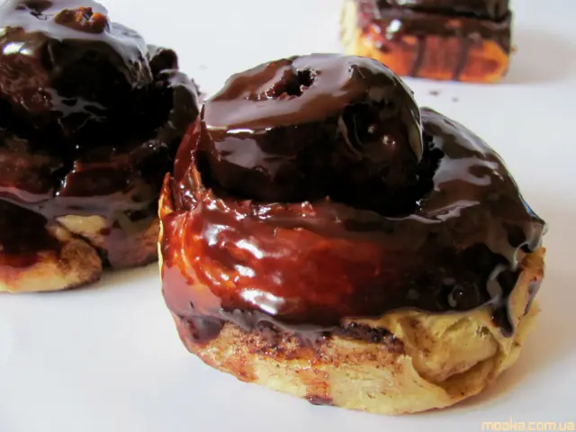 Cinnamon Rolls (булочки с корицей)
