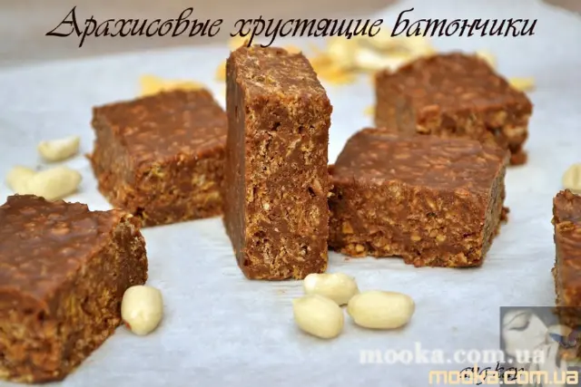 Арахисовые хрустящие батончики с шоколадом и кукурузными хлопьями