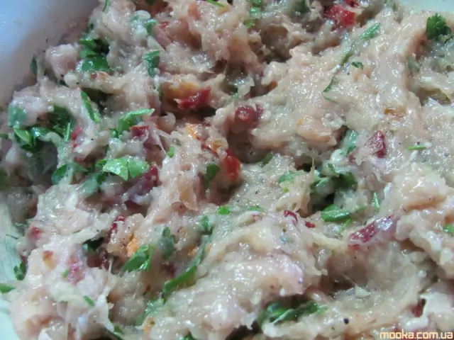 Курица фаршированная блинами