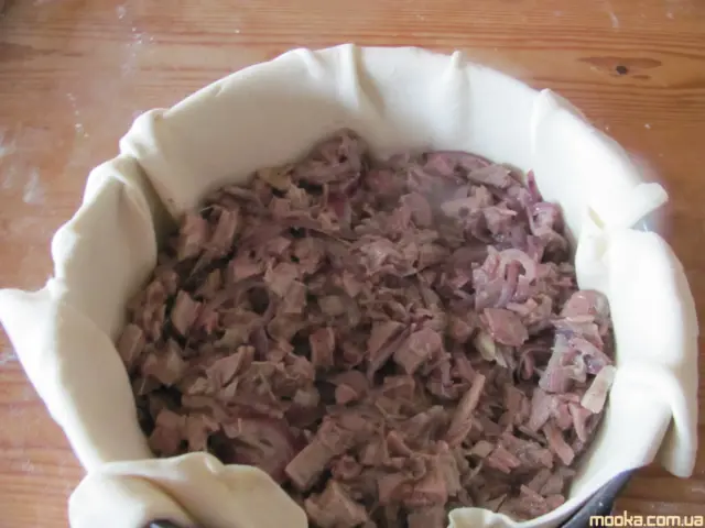 Пирог с копченой уткой