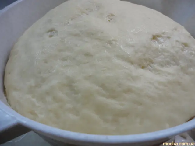 Сладкий  хлеб   с яблоком и корицей   с медовой  глазурью