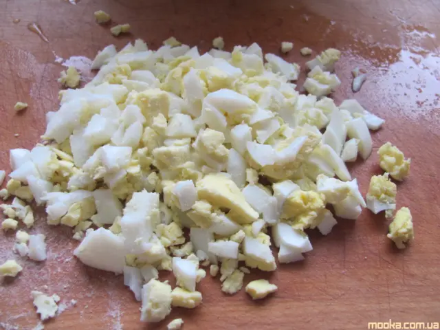 Пирог с капустой, яйцами и сыром