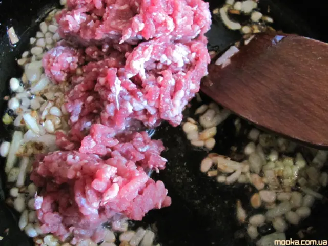 Кеббе с булгуром и кедровыми орехами