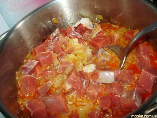 Гуляш из  телятины (Kalbsgulasch)