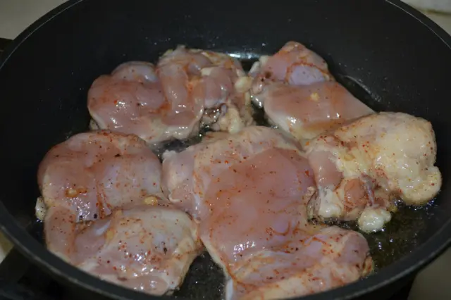 Цыпленок по мароккански с маслинами, лимоном и медом