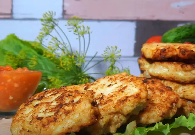 Котлети курячі з кабачком